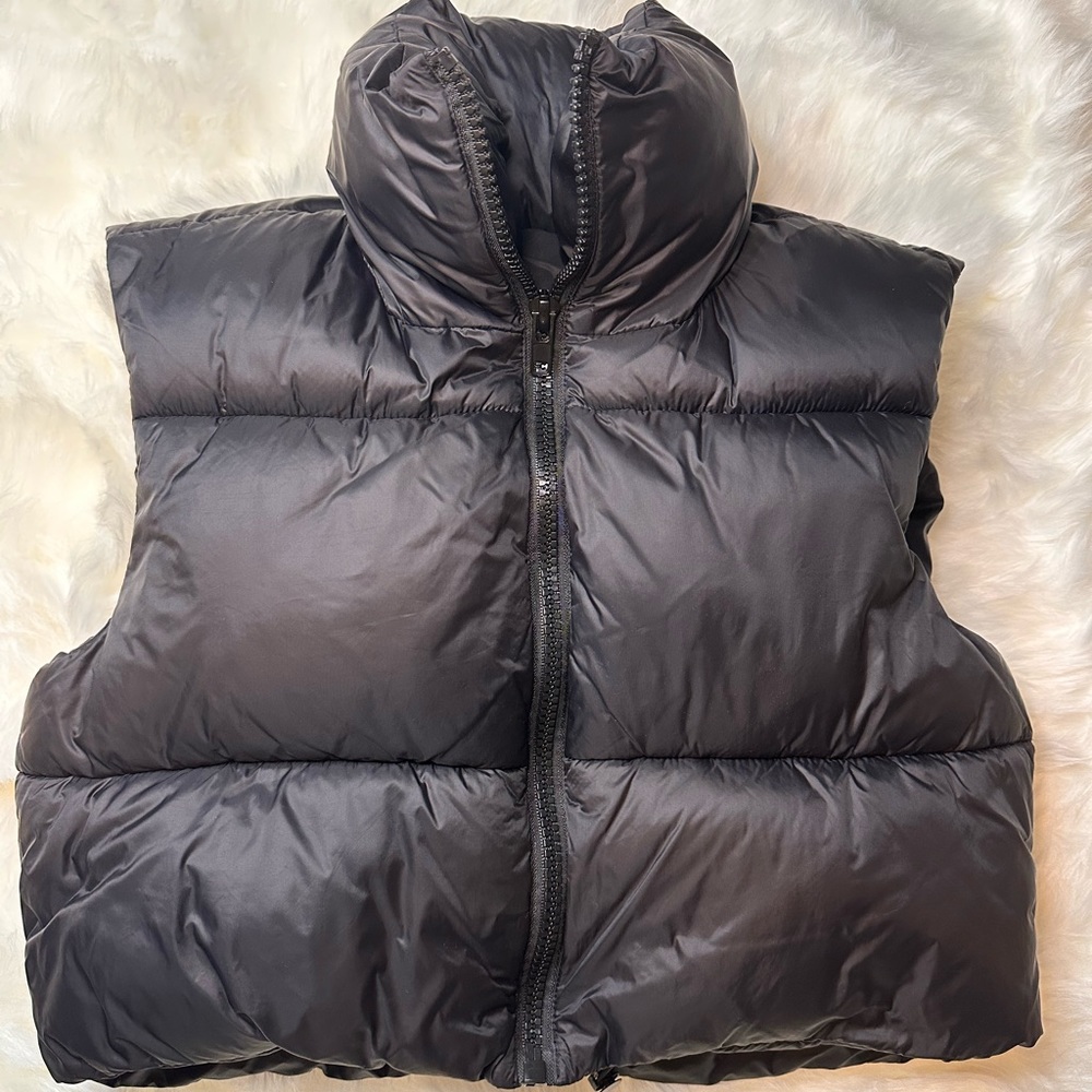 Black Cropped Puffer Vest